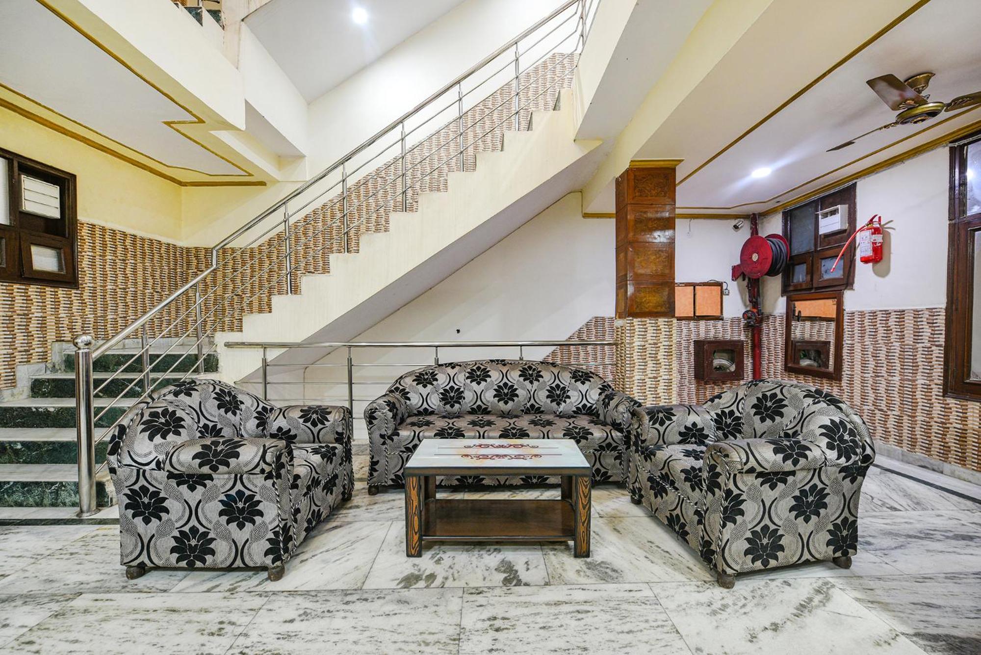 Fabhotel Royal Inn Chandīgarh Esterno foto